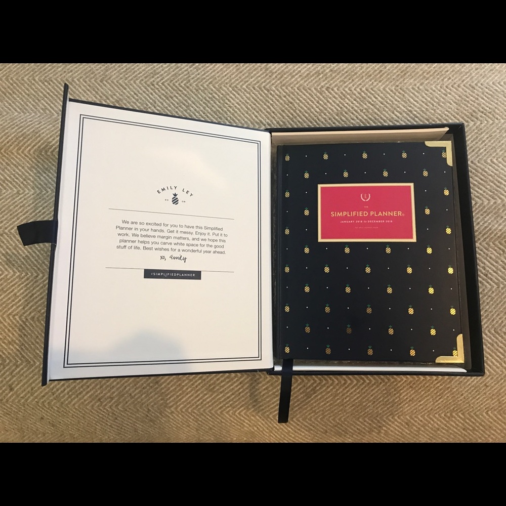 2018 Weekly Simplified Planner by Emily Ley